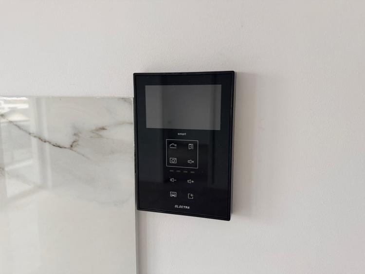 Apartament cu 3 camere decomandat în Moșnița Nouă