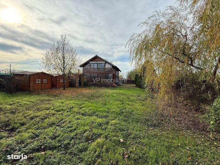 Casa de locuit sau de vacanta in Cornetu.
