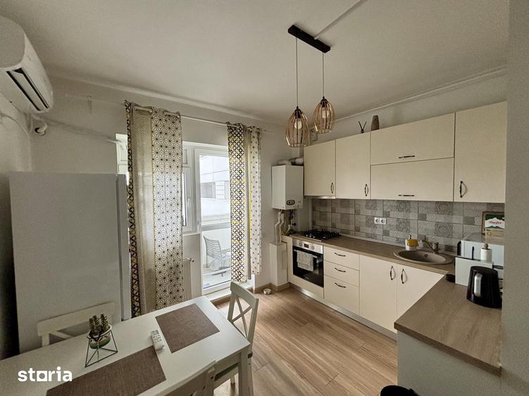 Apartament cu 2 camere în Apărătorii Patriei