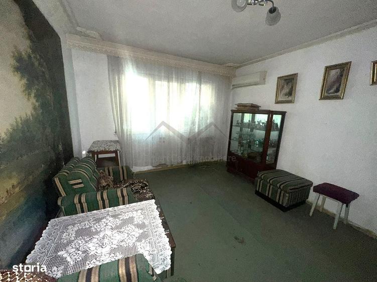 Apartament cu 2 camere semidecomandat în Alexandru cel Bun