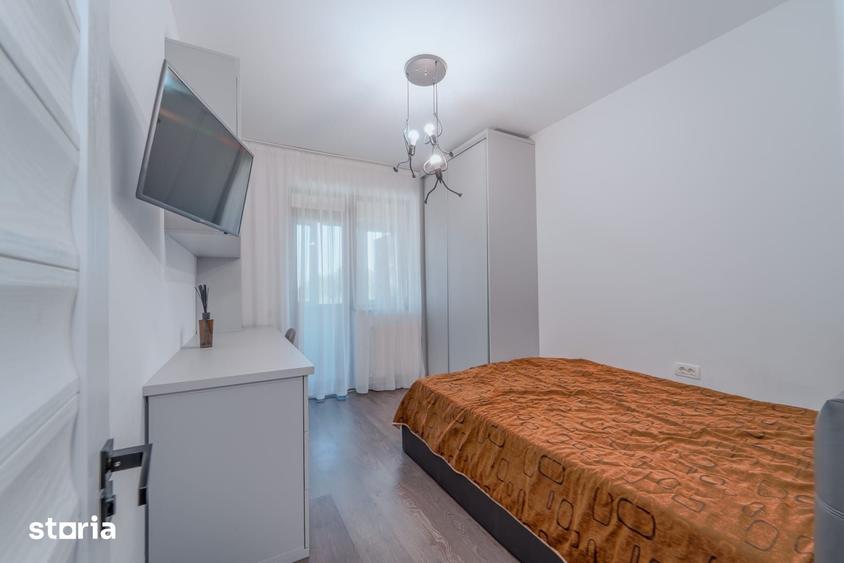 Casă cu 4 camere cu Teren 250 Mp în Palazu Mare