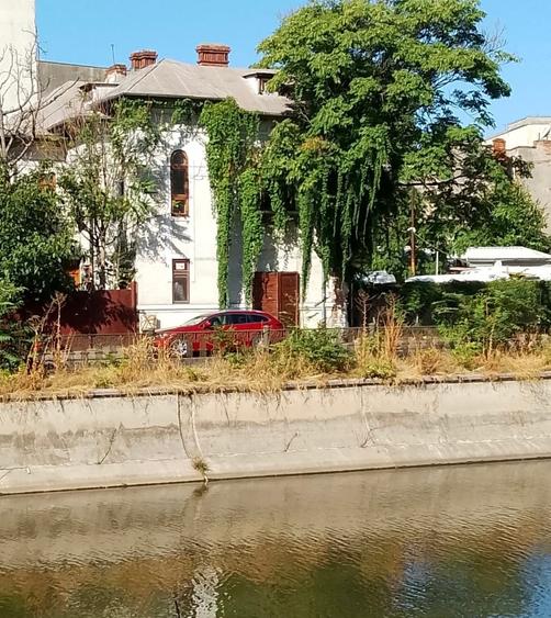 Casă cu 1 camere cu Teren 40 Mp în Ultracentral