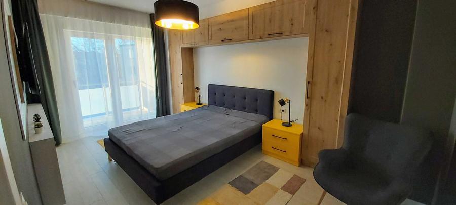 Apartament cu 3 camere decomandat în Popoveni