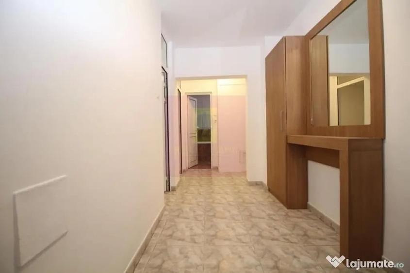 Apartament cu 3 camere de vanzare Decebal adiacent - 7