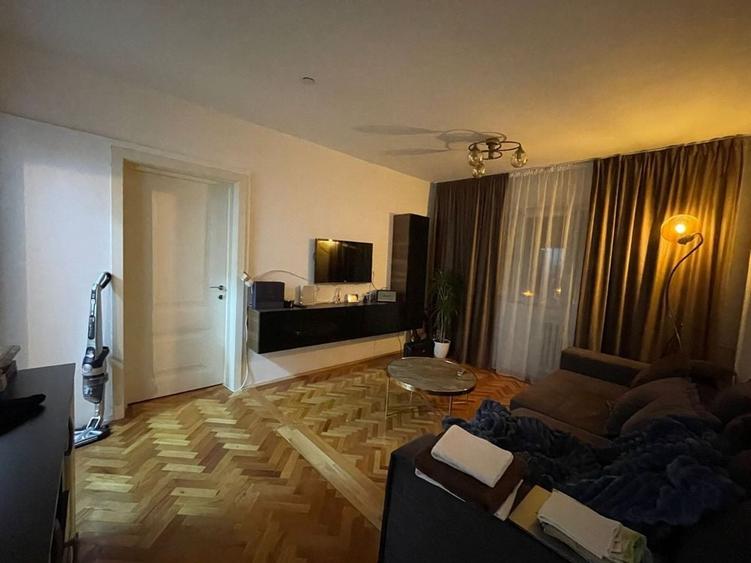 Apartament cu 3 camere decomandat în Nord