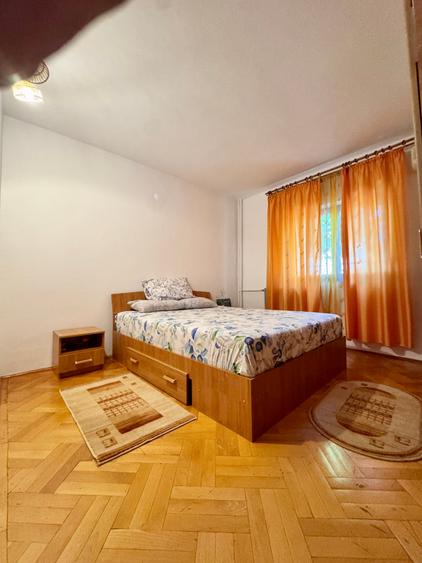 Apartament cu 3 camere decomandat în Timpuri Noi