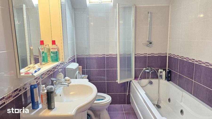 Casă cu 5 camere cu Teren 559 Mp în Viile Noi
