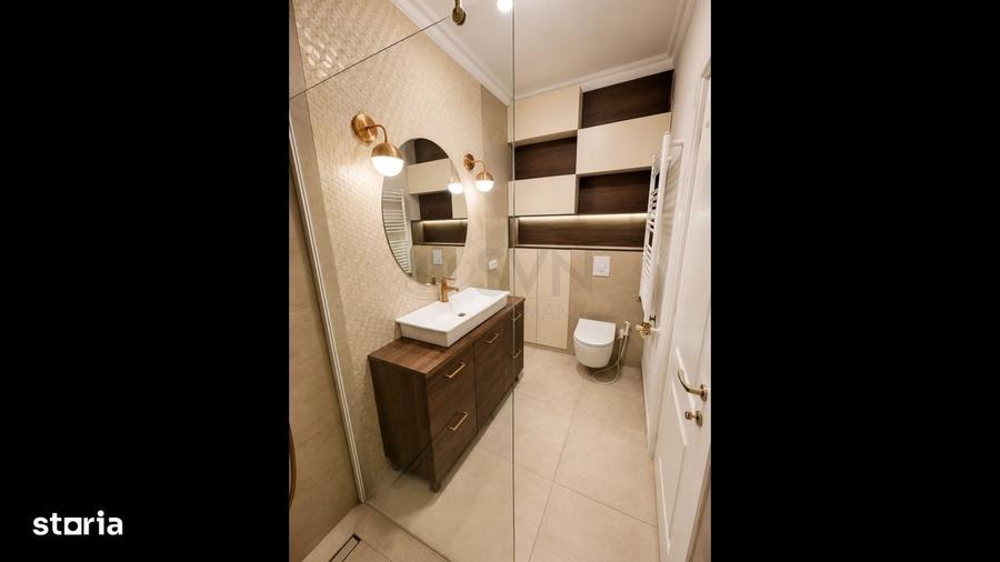 Apartament cu 3 camere în Victoriei