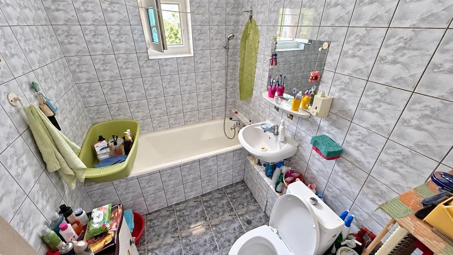 Apartament cu 2 camere decomandat în Aviației