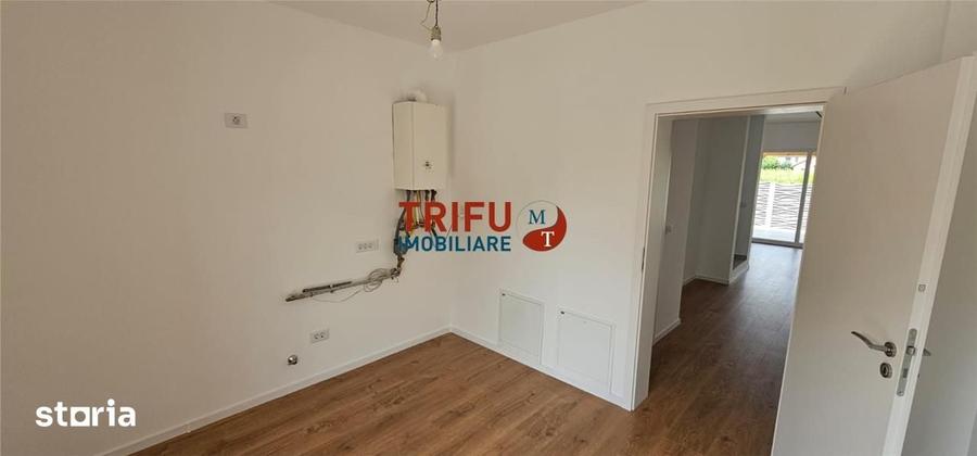 Casă cu 5 camere cu Teren 370 Mp în Central