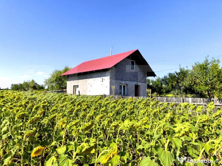 Casă cu 1 camere cu Teren 2700 Mp în Prisăcani