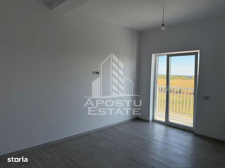 Casă cu 4 camere în Remetea Mare