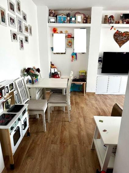 Apartament cu 4 camere decomandat, mobilat în Circumvalațiunii