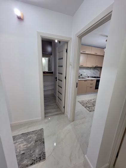 Apartament cu 2 camere decomandat, mobilat în Băneasa
