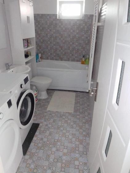 Casă cu Teren 245 Mp în Prundu