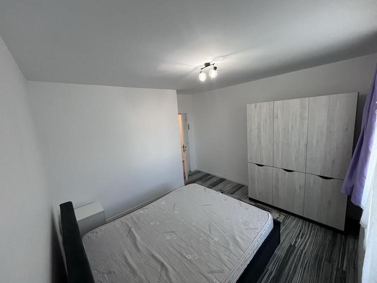Apartament cu 2 camere decomandat în Valea Lupului