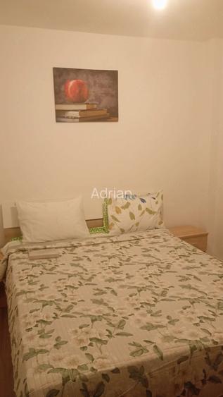 Inchiriez apart. 2 camere zona Grivitei , Colina Universitatii