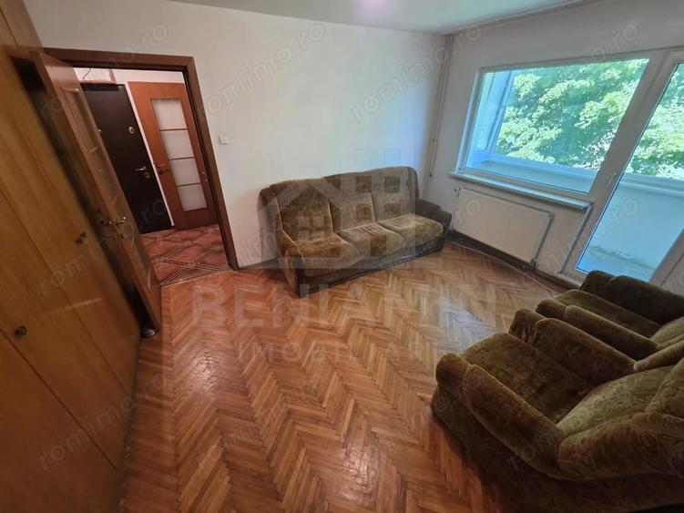 Apartament cu 2 camere semidecomandat în Astra