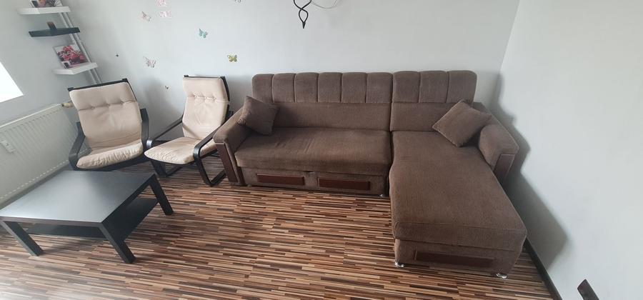 Garsonieră decomandată în Titan