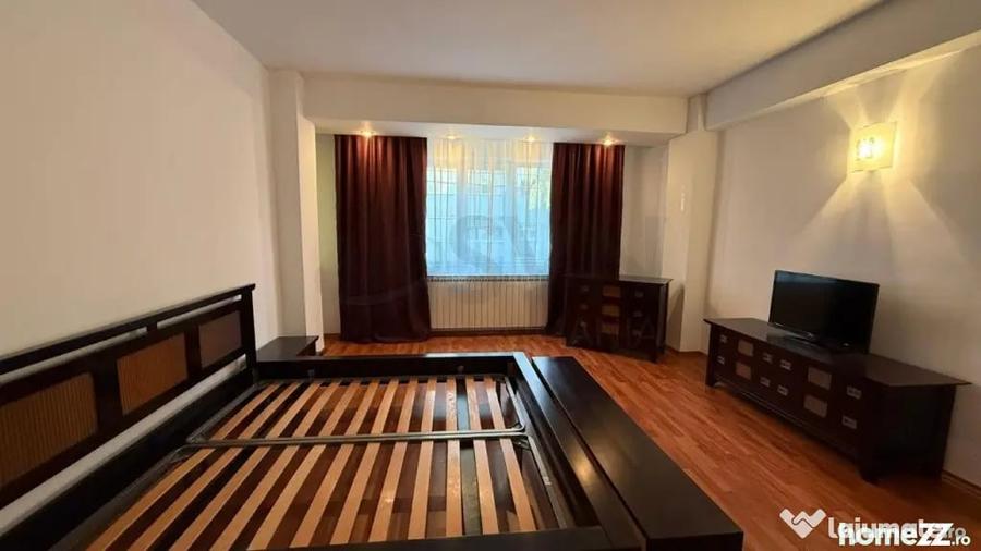 Casă cu 5 camere cu Teren 105 Mp în 1 Mai