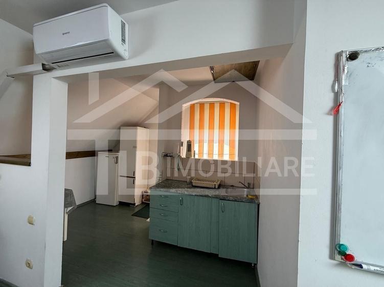 Garsonieră semidecomandată în Cornișa