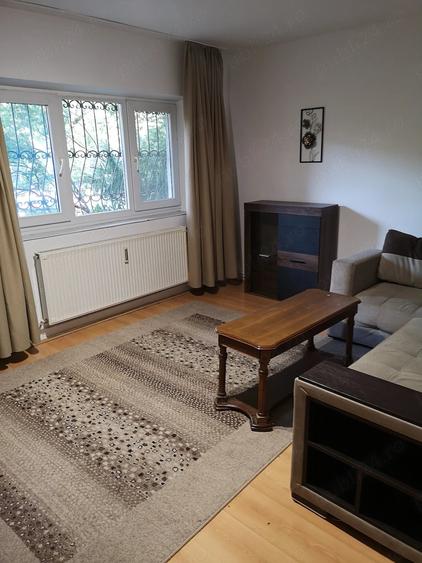 Apartament cu 2 camere decomandat în Lipovei