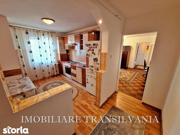 Apartament cu 2 camere semidecomandat în Independenței