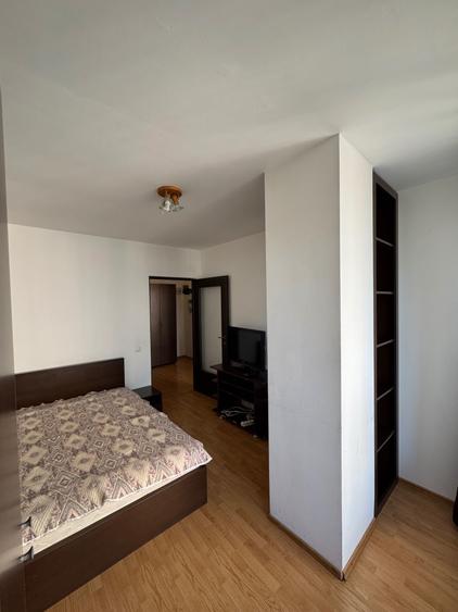 Apartament cu 2 camere decomandat în Plopilor