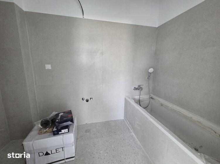 Apartament cu 4 camere în Colentina