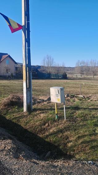Teren de vanzare 800mp - Suseni(3 min de Reghin)-utilitati complete - 2