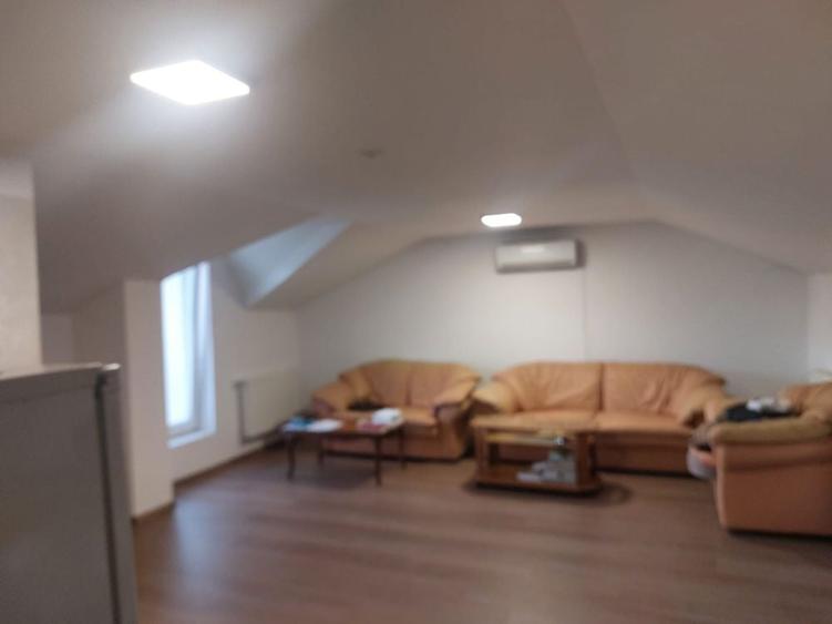 Casă cu 4 camere în Lugașu de Jos
