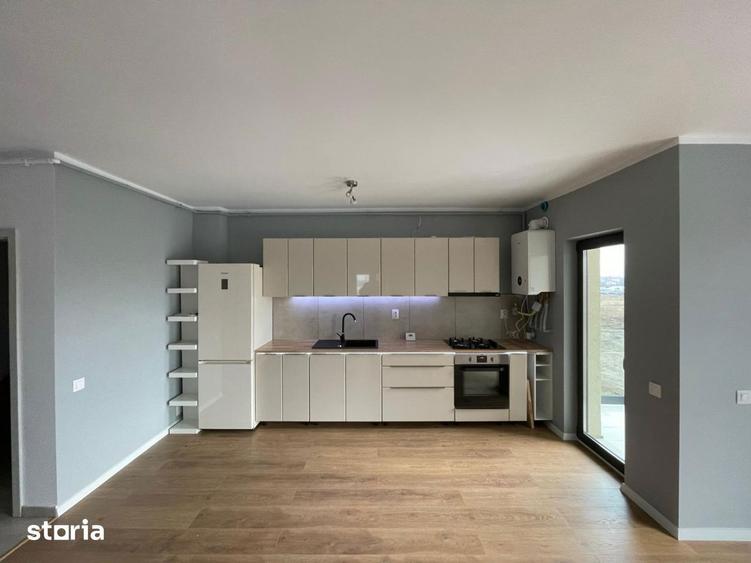 Apartament cu 3 camere, mobilat în Florești