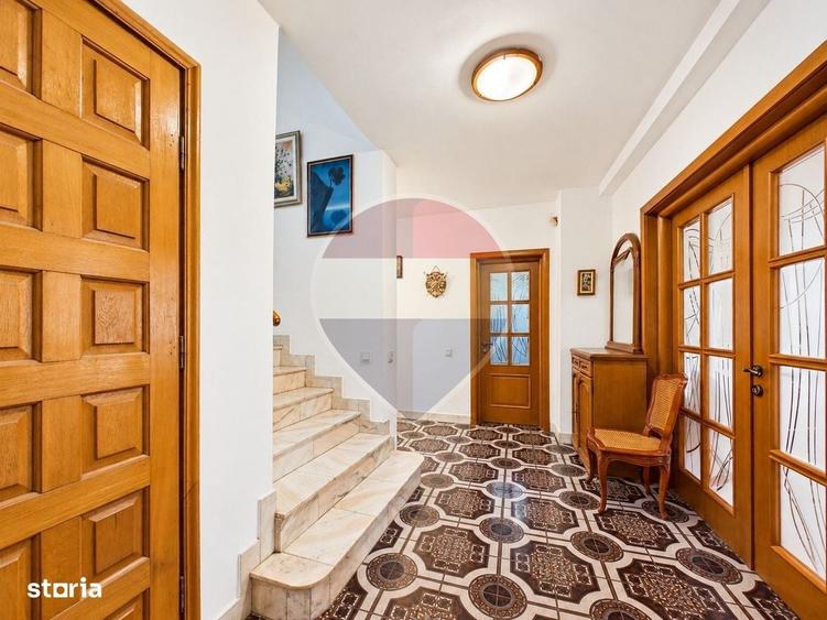Casă cu 4 camere în Ștefăneștii de Sus