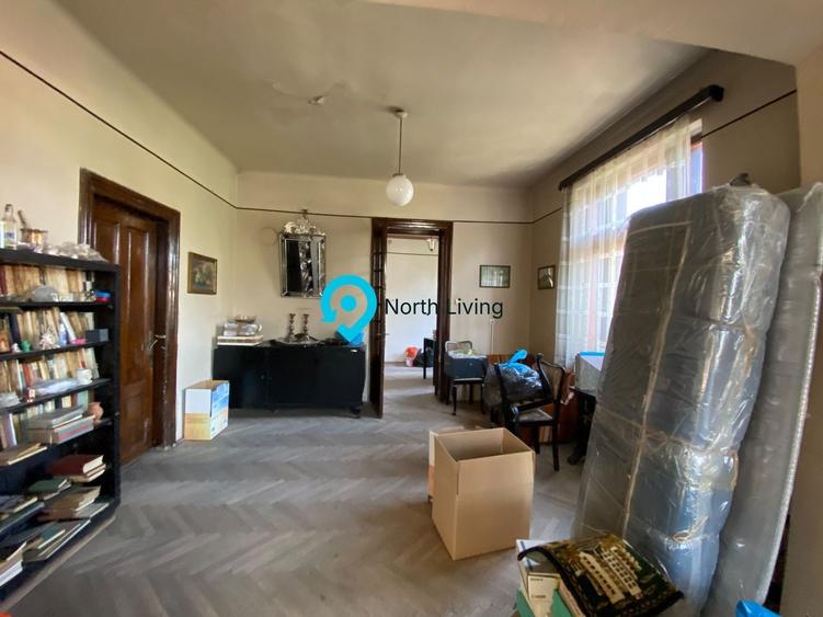 Apartament cu 3 camere decomandat în Mitropolie