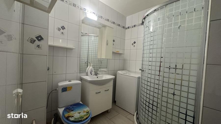 Apartament cu 2 camere decomandat în Polonă