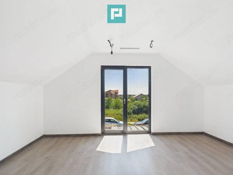 Casă cu Teren 631 Mp în Giarmata