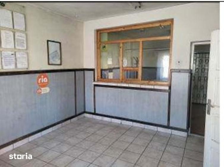 Vanzare prin licitatie , casa cu teren - 4