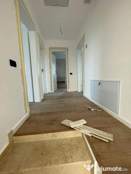 Casă cu 4 camere cu Teren 400 Mp în Central