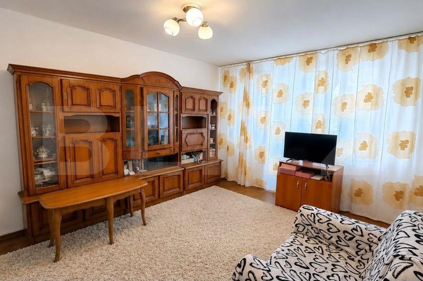 Apartament cu 2 camere decomandat, mobilat în Hunedoara