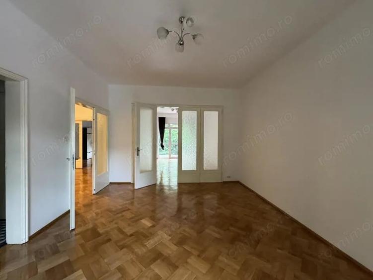 Apartament fermecator cu vedere in parcul Cismigiu - 11
