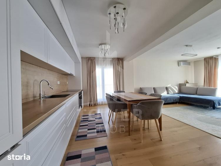 Apartament cu 4 camere în Central