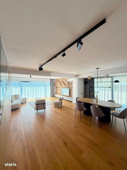 Apartament cu 4 camere în Drumul Poienii