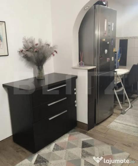 Apartament cu 3 camere decomandat în Burdujeni