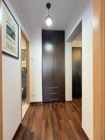 Apartament cu 2 camere semidecomandat, mobilat în Lacul Tei