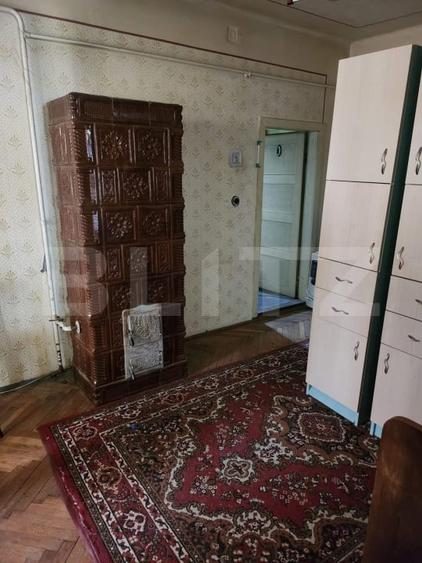 Duplex cu 4 camere cu Canalizare în Sud