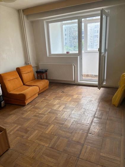 Apartament cu 2 camere decomandat în Mazepa 2