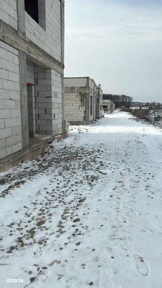Casă cu 4 camere cu Teren 545 Mp în Snagov