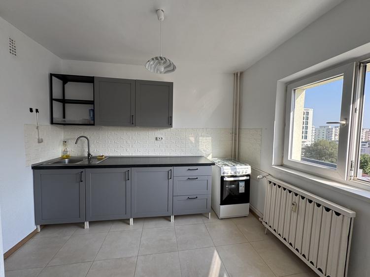 Apartament cu 2 camere decomandat, mobilat în Nerva Traian