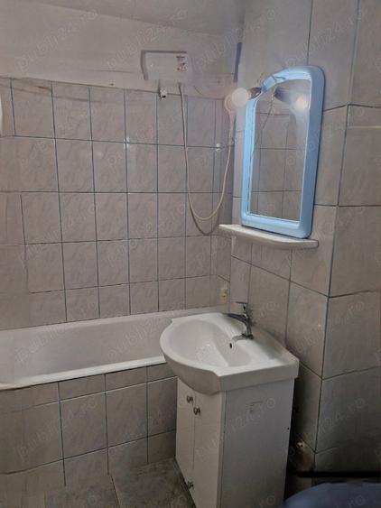 Garsonieră decomandată în Debarcader