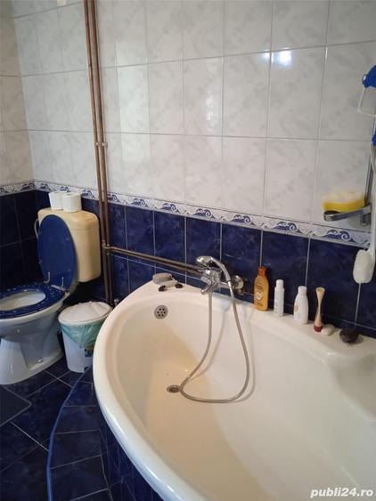 Casă cu 5 camere cu Teren 4020 Mp în Marița